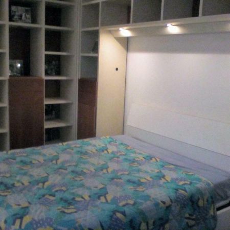 Viadelcipresso12 Apartment Десенцано дел Гарда Екстериор снимка